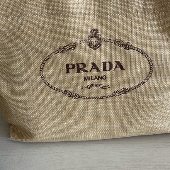 Large Prada Raffia Tote - Picture 3 of 9